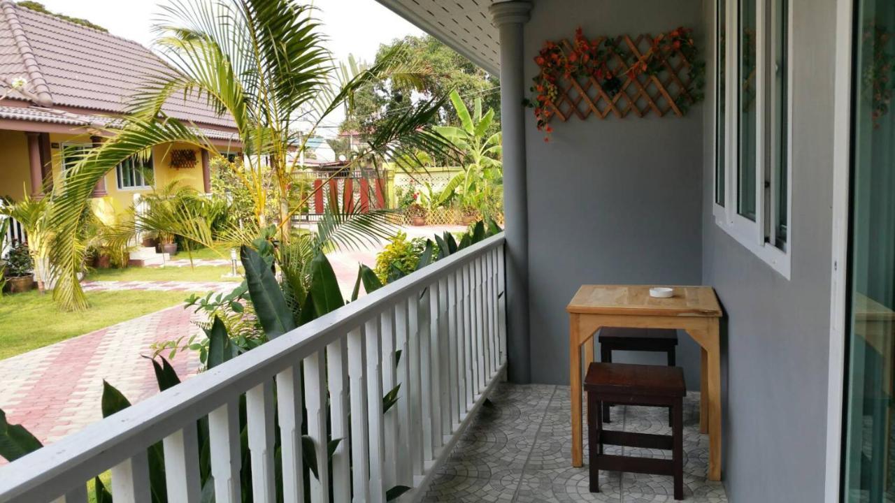 Baan Penny Hotell Phra Nakhon Si Ayutthaya Exteriör bild