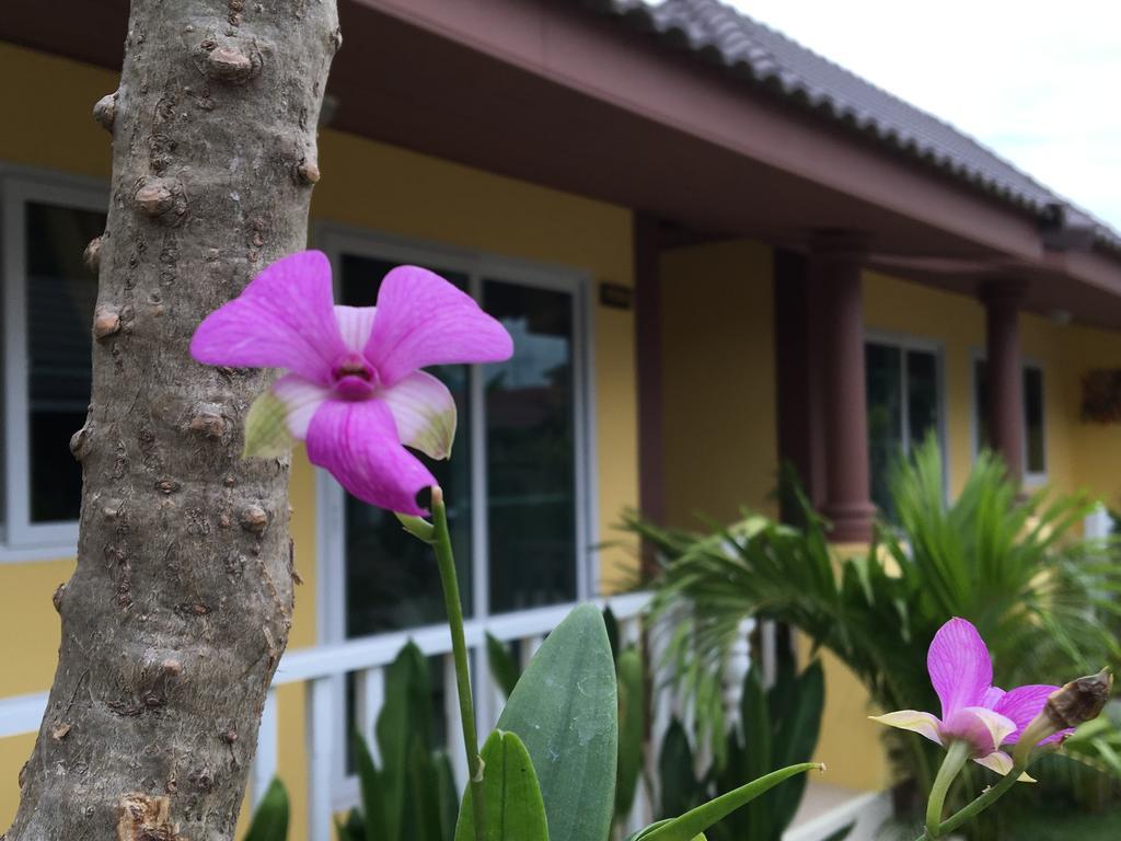 Baan Penny Hotell Phra Nakhon Si Ayutthaya Exteriör bild