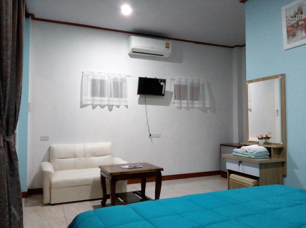 Baan Penny Hotell Phra Nakhon Si Ayutthaya Exteriör bild