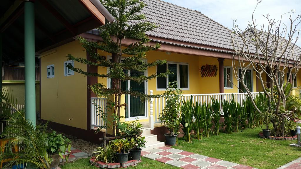 Baan Penny Hotell Phra Nakhon Si Ayutthaya Exteriör bild