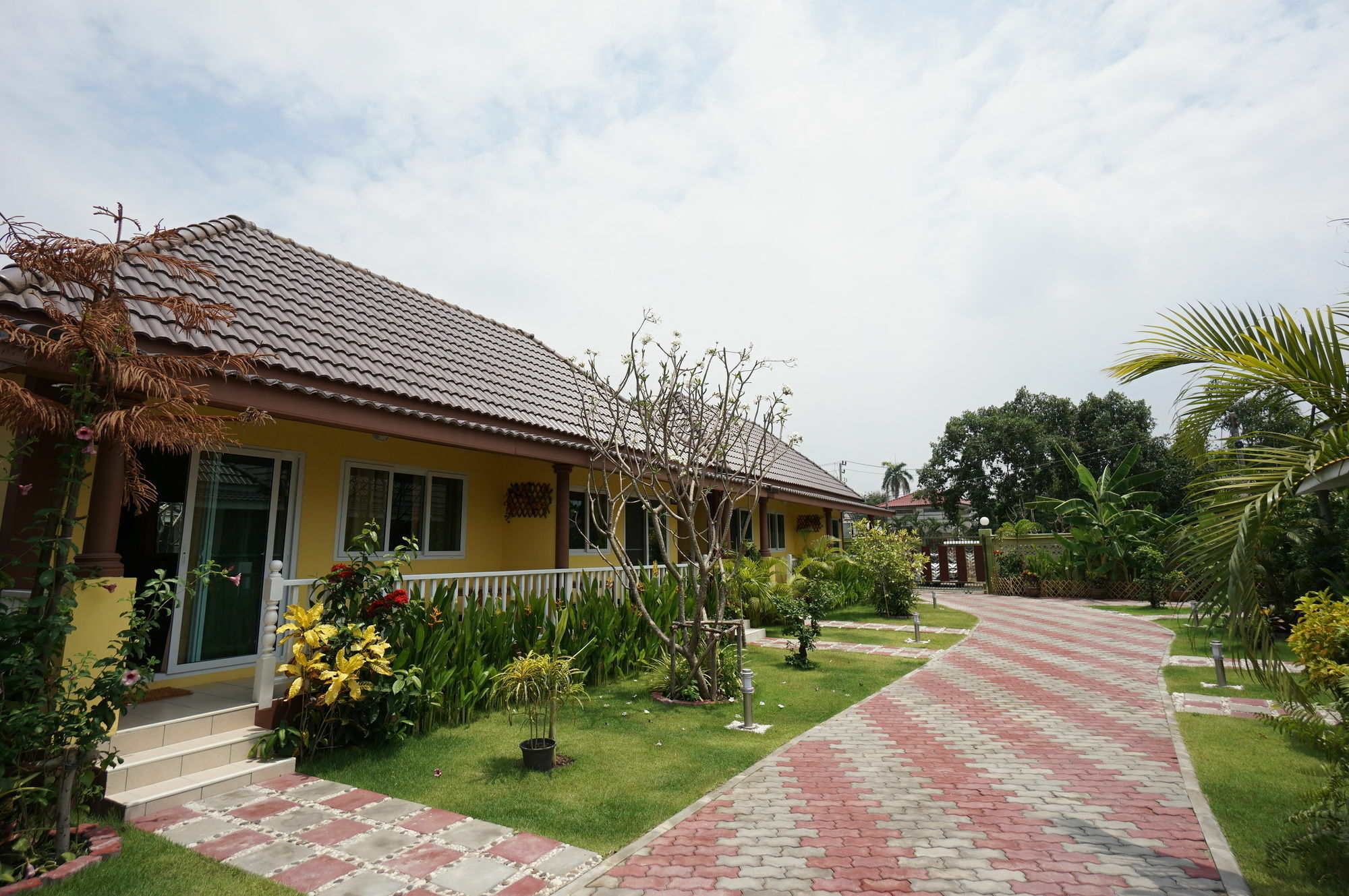 Baan Penny Hotell Phra Nakhon Si Ayutthaya Exteriör bild