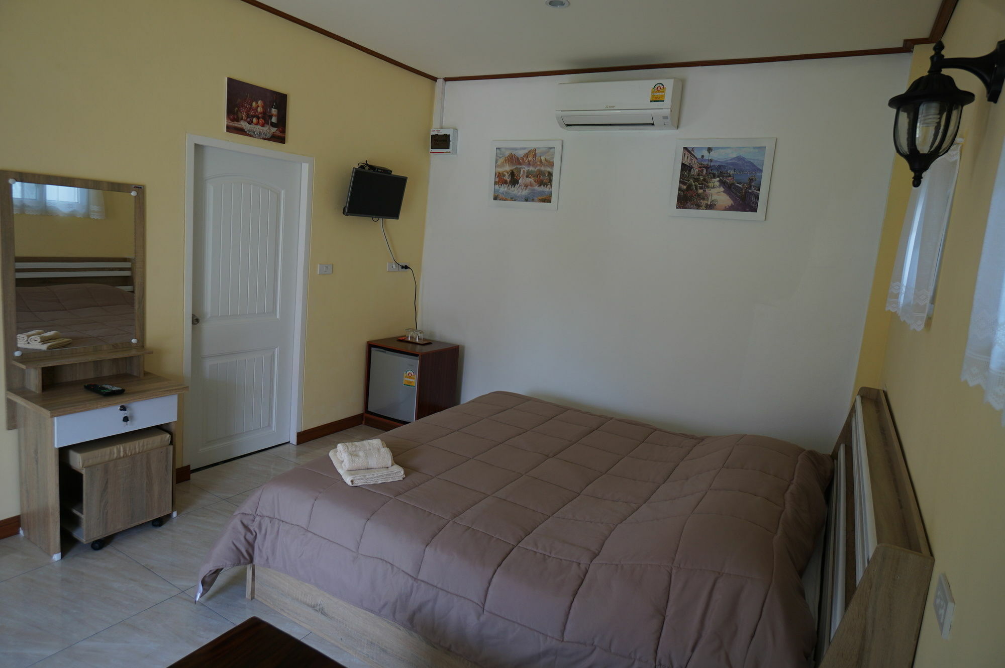 Baan Penny Hotell Phra Nakhon Si Ayutthaya Exteriör bild