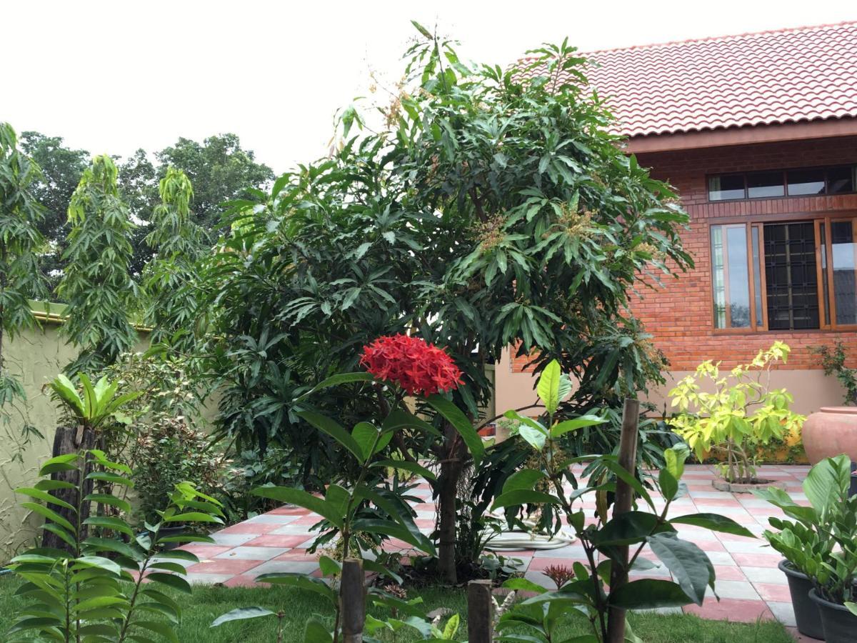 Baan Penny Hotell Phra Nakhon Si Ayutthaya Exteriör bild